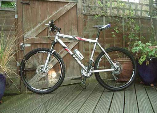 Giant xtc 4 - giant hydro disc brakes.